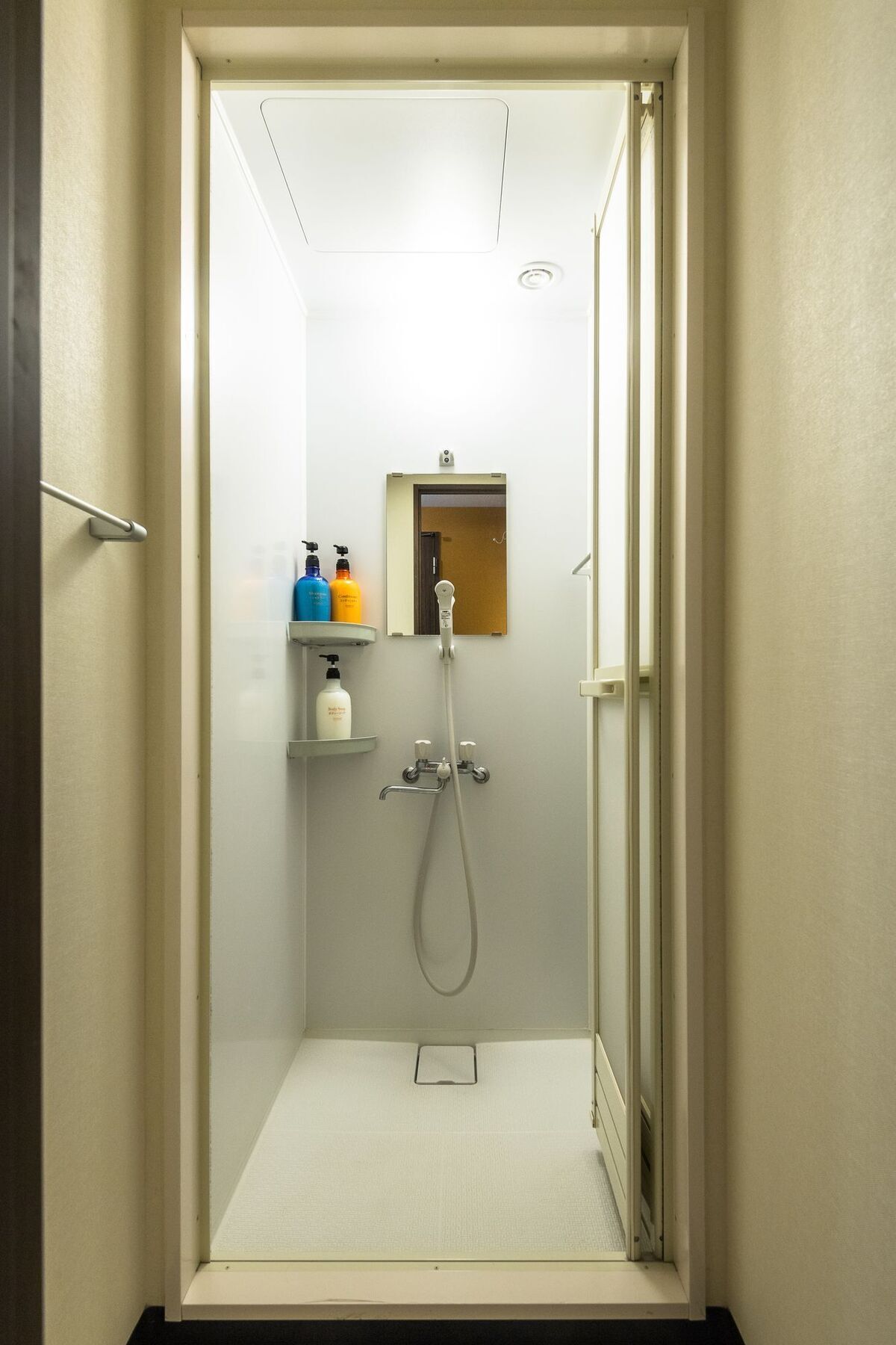 Guest House Trace Tokyo Exterior photo