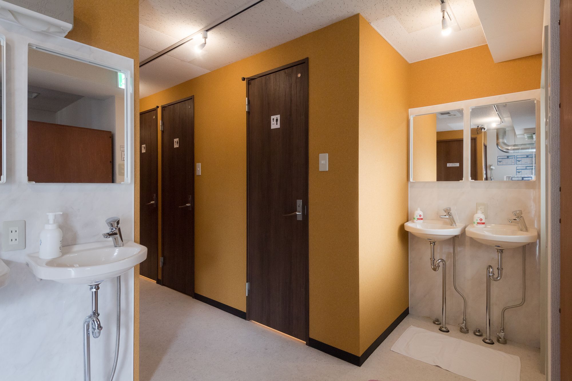 Guest House Trace Tokyo Exterior photo